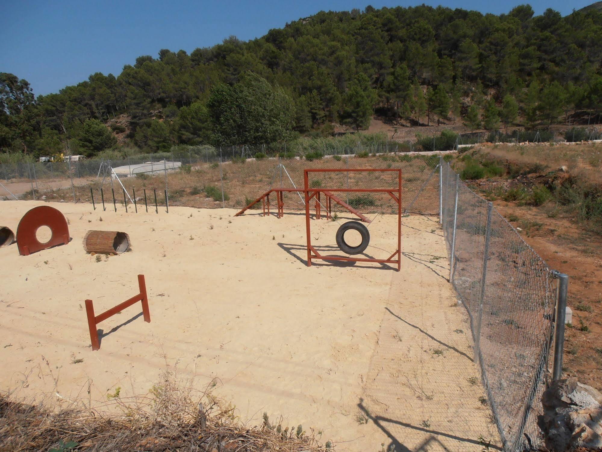 Oasis Country Park Ξενοδοχείο Rugat Εξωτερικό φωτογραφία